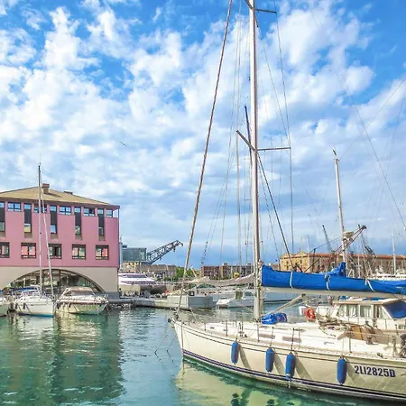 Casa Marisa Genua
